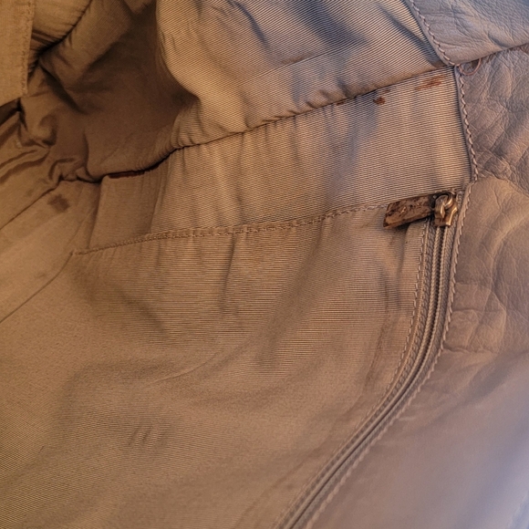 Chanel Beige Caviar Wooden Handles Tote - Picture 6 of 9